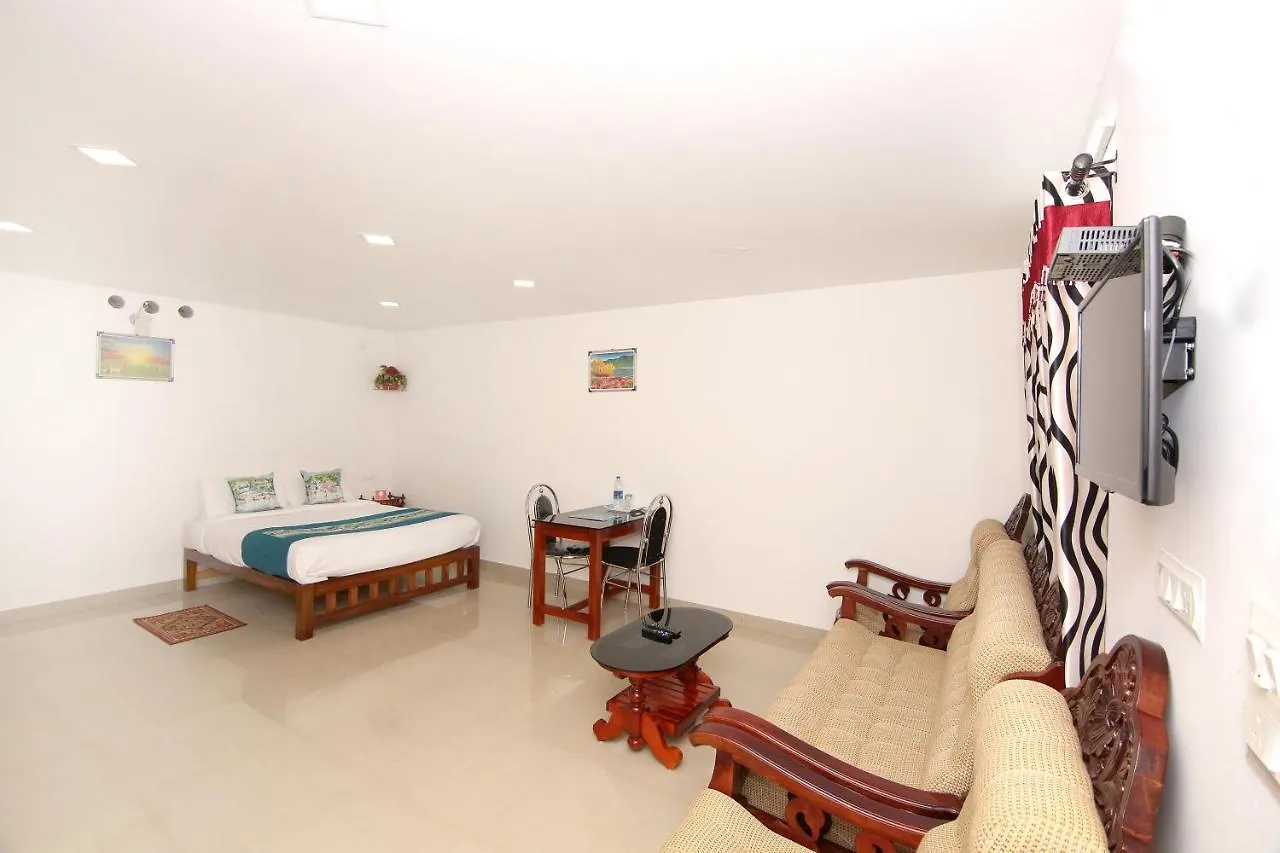 Oyo Flagship Hotel Munnar Kairali