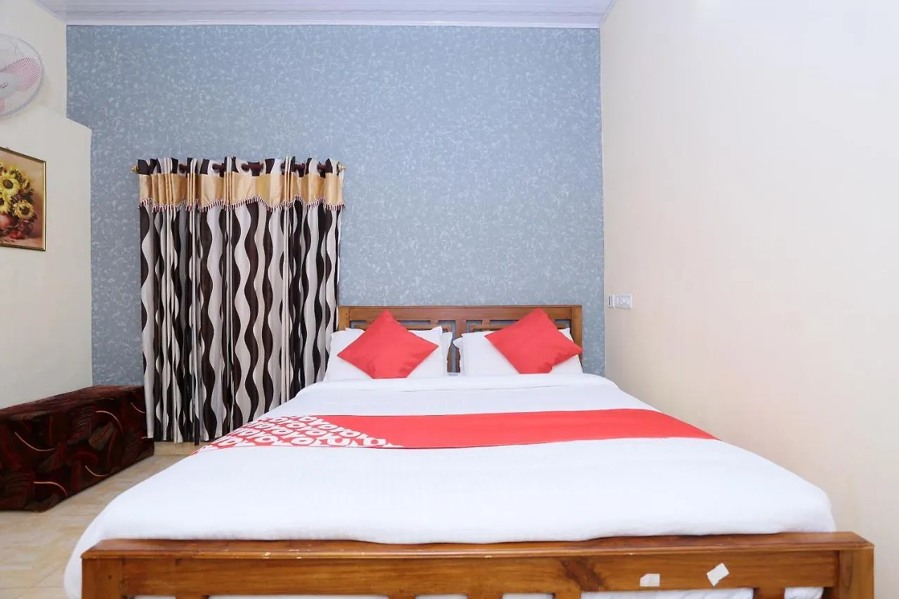 Oyo Flagship Hotel Munnar Kairali 3*,  India