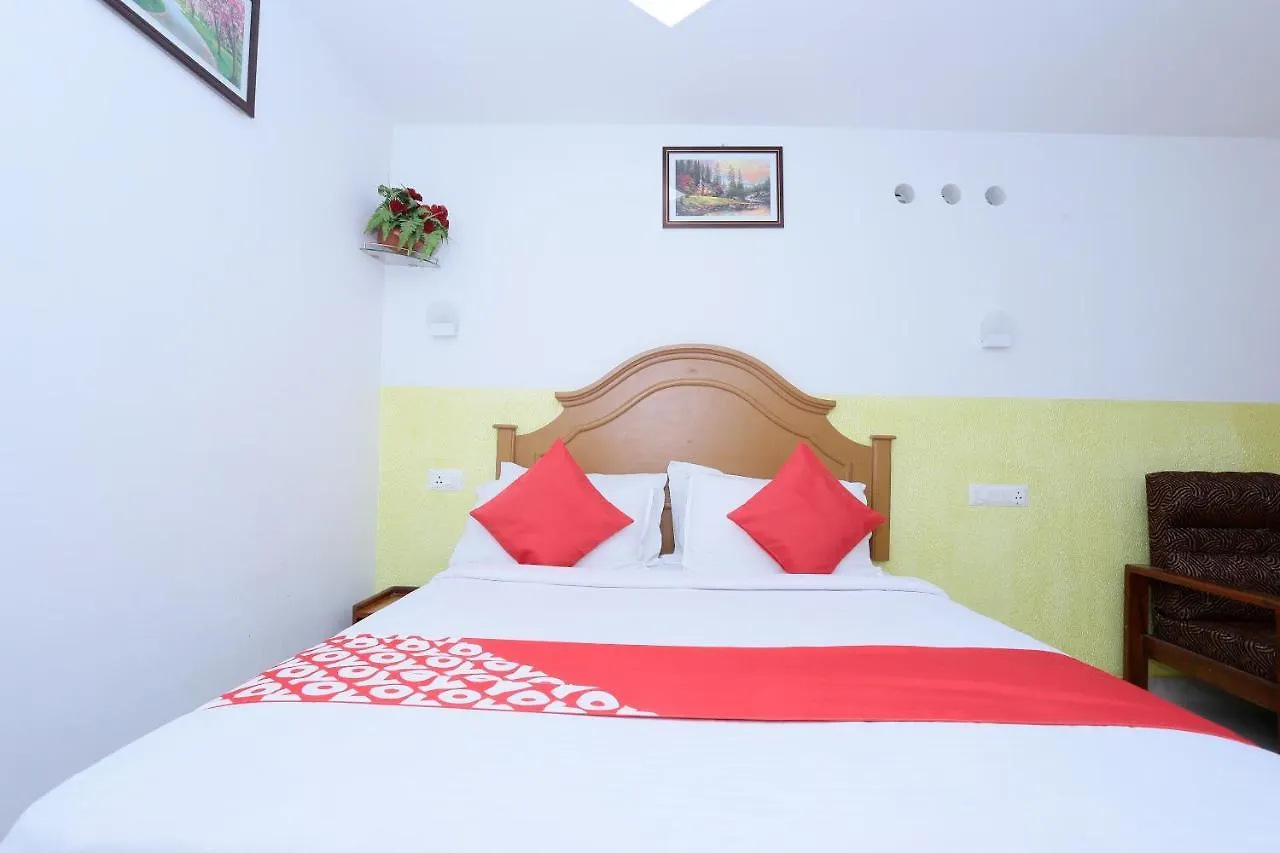 ***  Oyo Flagship Hotel Munnar Kairali India